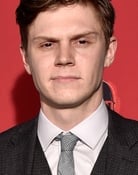Evan Peters